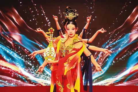《绝代天香传奇:璀璨华章再绽千年绮梦》 《绝代天香传奇:璀璨华章再绽千年绮梦》