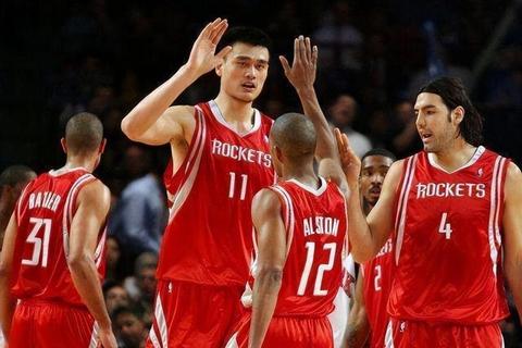 火箭vs小牛经典对决_姚麦组合激战全场录像回放