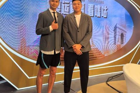 李根转会新疆被骂背后-高薪与忠诚的舆论争议