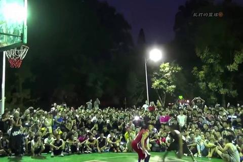 吴悠VS周锐：街头篮球巅峰对决_胜负之争燃爆全场