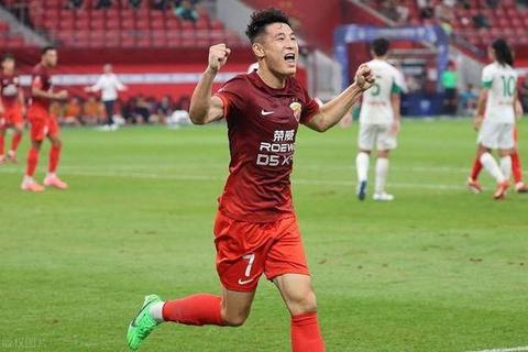 武磊球迷身份揭密：钟情哪支球队_背后故事引热议