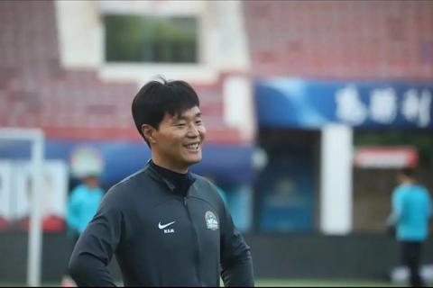 恒大激战建业：穗豫对决引爆中超焦点_绿茵争霸悬念再起