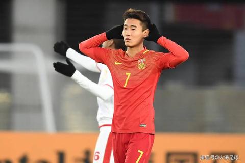 U22国足3-0完胜阿曼迎开门红_韦世豪两传一射闪耀全场