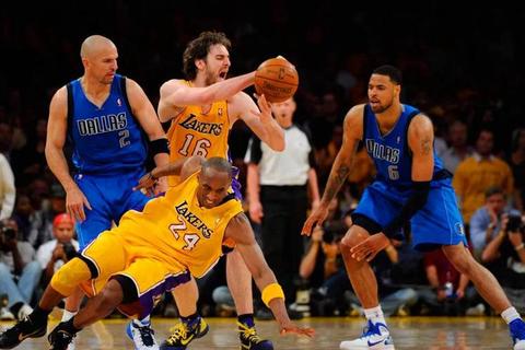 NBA控卫进化论：球场指挥官如何主宰比赛节奏与团队攻防命脉