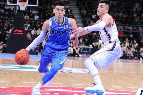 林书豪VS郭艾伦：华裔旋风对决本土王牌的速度与谋略之战