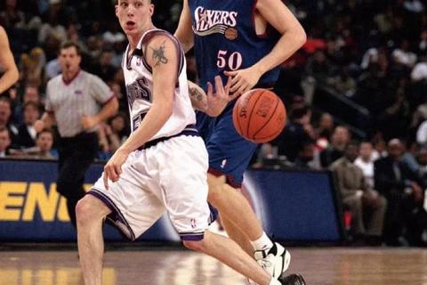 传奇掌控者-NBA历史控卫风云录_巅峰对决与时代印记-第2张图片-玩站答案吧