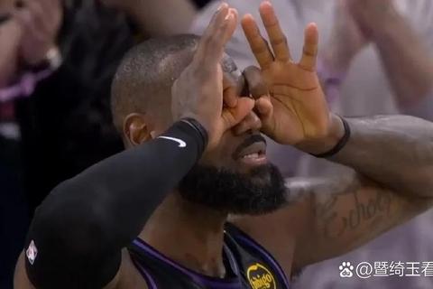 NBA五大囧爆笑名场面：球星乌龙与经典瞬间盘点  第1张