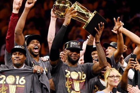NBA2014巅峰对决：马刺复仇热火_詹姆斯重返骑士征程启幕