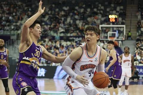 上海男篮42分大捷四川豪取赛季双杀