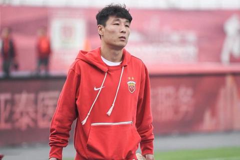 武磊球迷身份揭密：钟情哪支球队_背后故事引热议